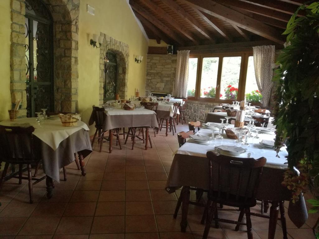 コッリオ Agriturismo Cornei Da Nadiaゲストハウス エクステリア 写真