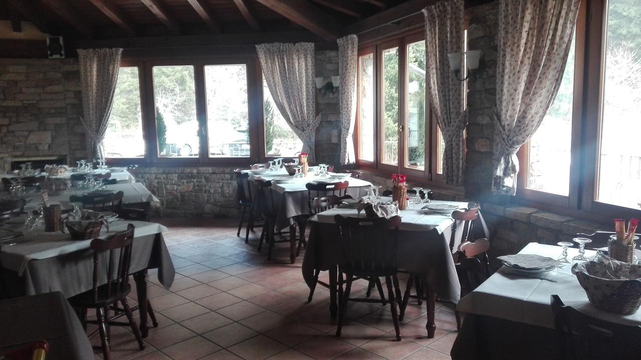 コッリオ Agriturismo Cornei Da Nadiaゲストハウス エクステリア 写真